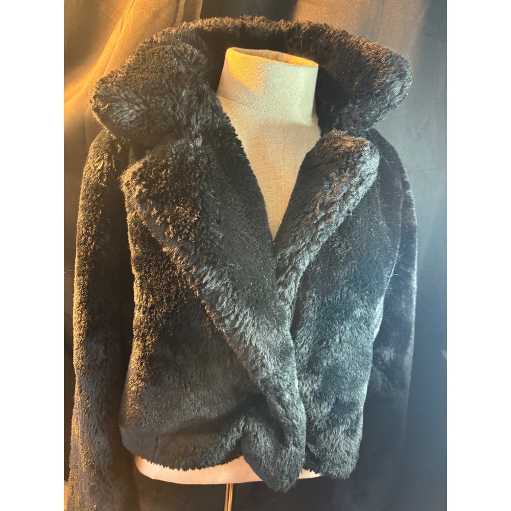 Forever 21 Black Faux Fur Cropped‎ Jacket Oversized Collar Large